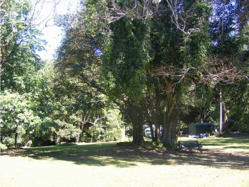 6 Mary Cairncross Avenue, Maleny QLD 4552