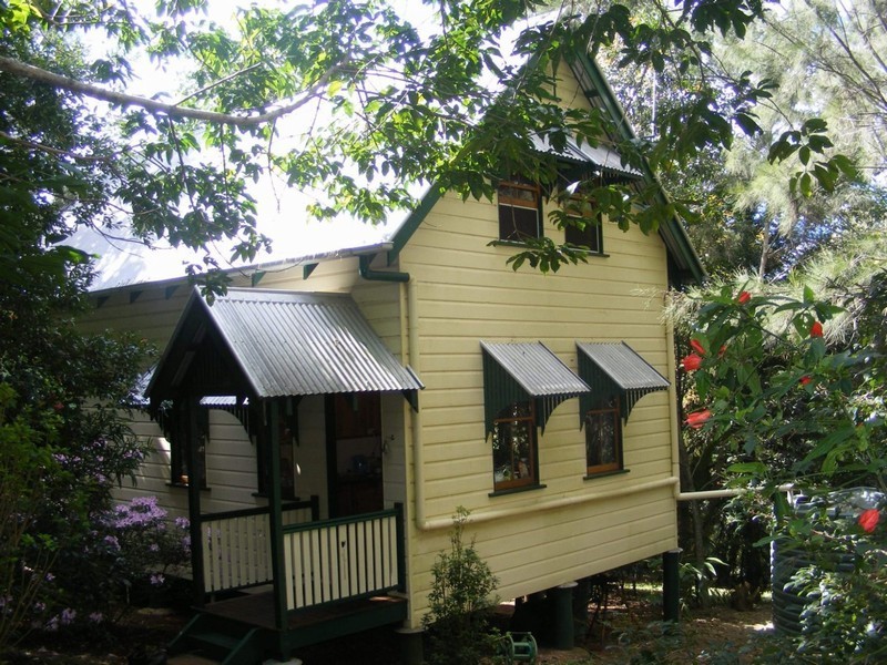 15 Hillfoot Lane, Montville QLD 4560