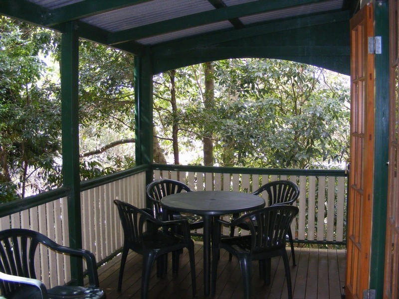 15 Hillfoot Lane, Montville QLD 4560