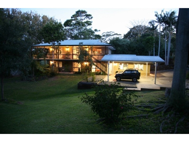 20 Palm Street, Maleny QLD 4552