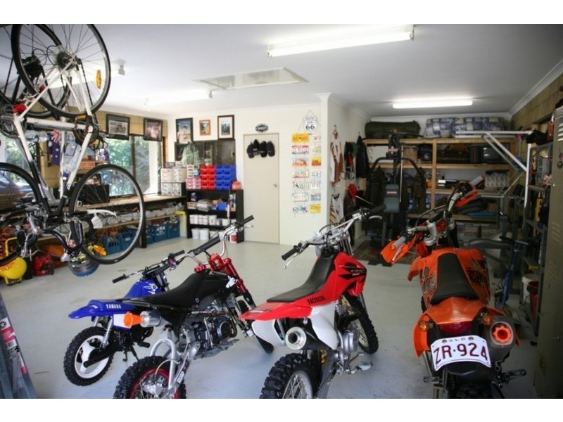 20 Palm Street, Maleny QLD 4552