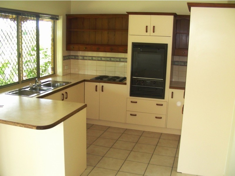 27 Allara Street, Flaxton QLD 4560