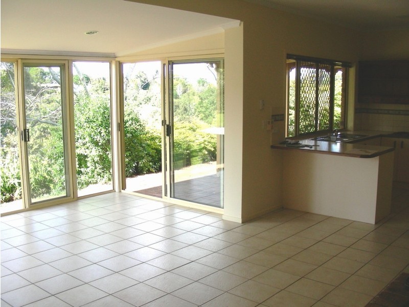 27 Allara Street, Flaxton QLD 4560