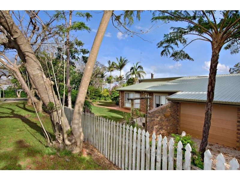 25 Post Office Road, Mapleton QLD 4560