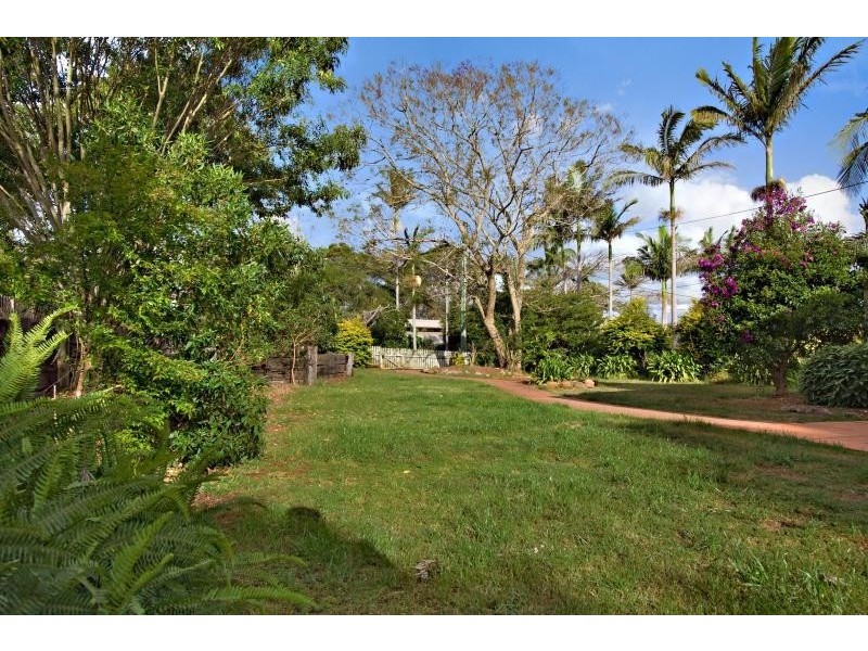 25 Post Office Road, Mapleton QLD 4560
