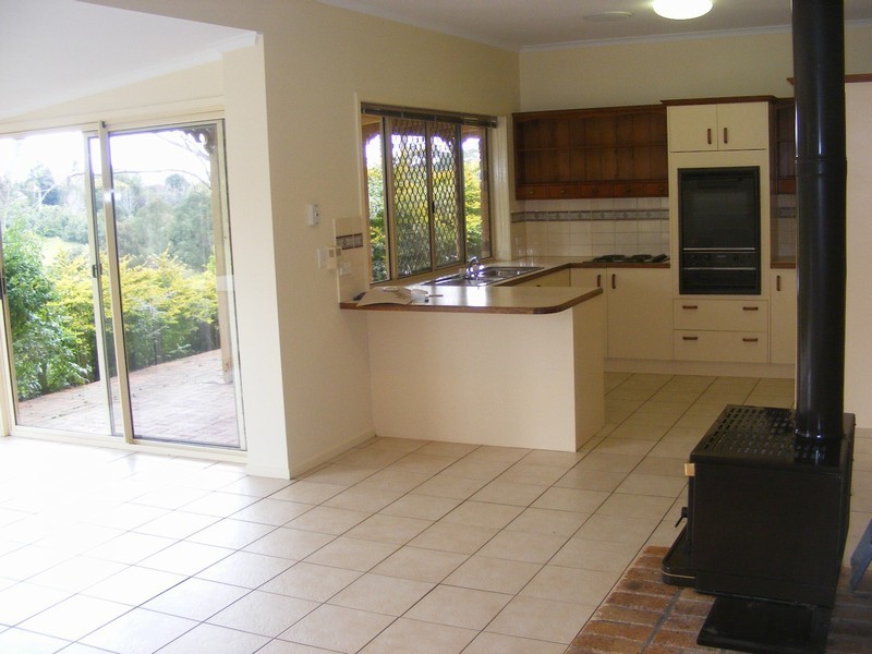 27 Allara Street, Flaxton QLD 4560