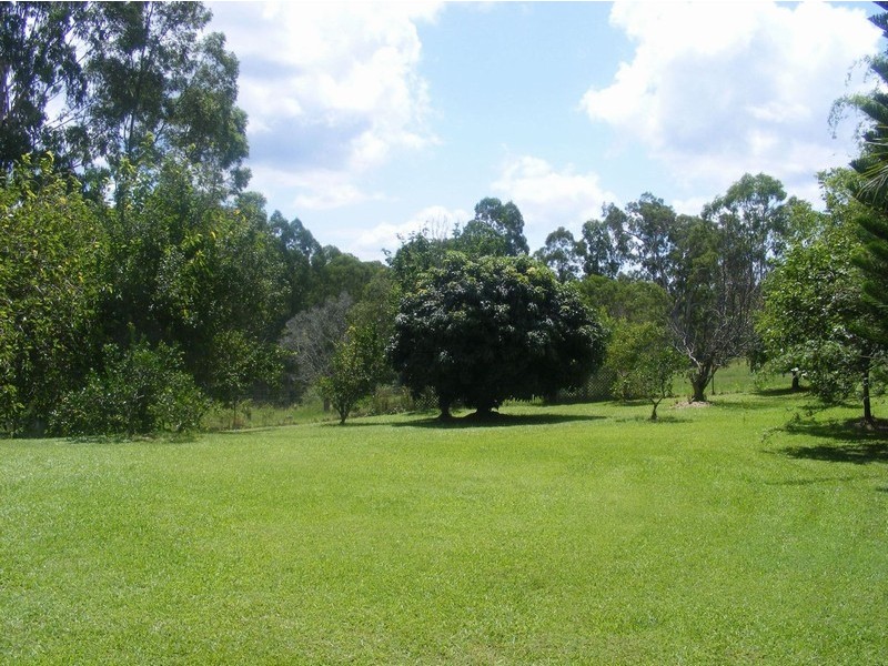 Dulong QLD 4560