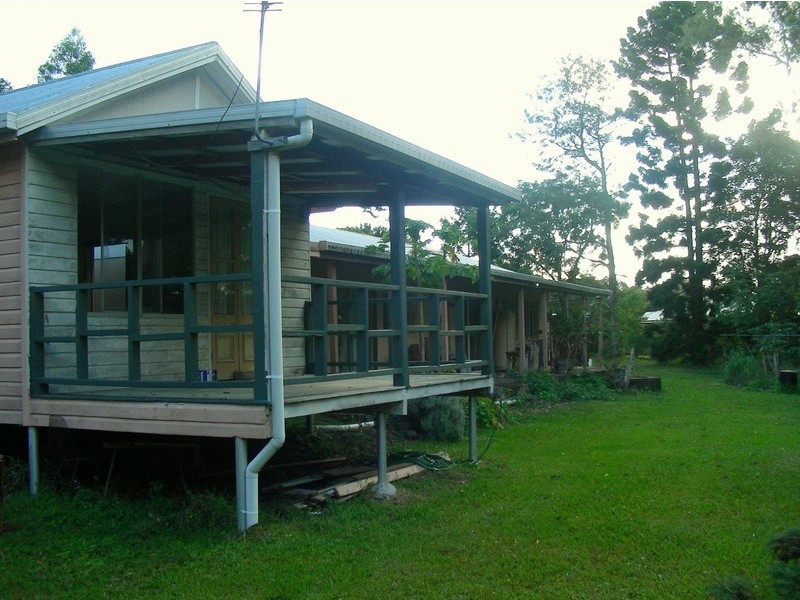 9 Thrushs Road, Dulong QLD 4560
