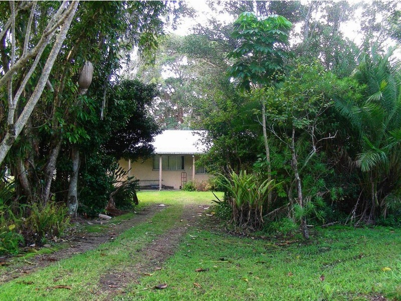 9 Thrushs Road, Dulong QLD 4560