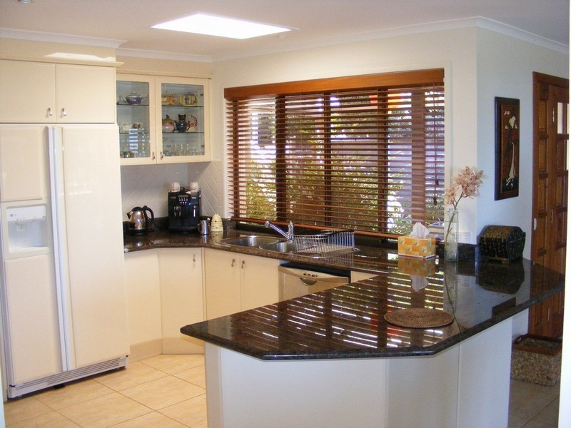 40 Rainbow Park Drive, Mapleton QLD 4560