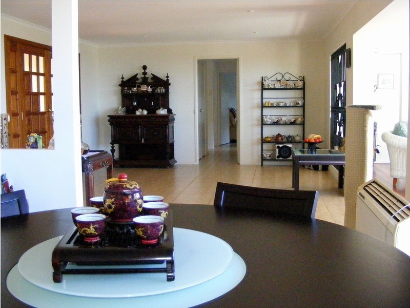 40 Rainbow Park Drive, Mapleton QLD 4560