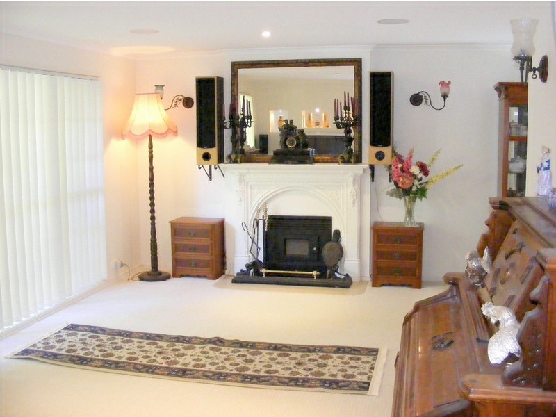 40 Rainbow Park Drive, Mapleton QLD 4560