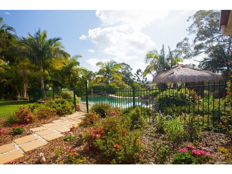 Dulong QLD 4560