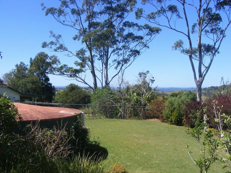 Mapleton QLD 4560