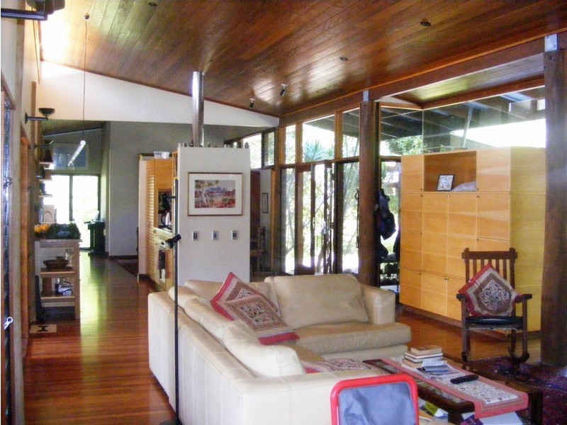 Dulong QLD 4560