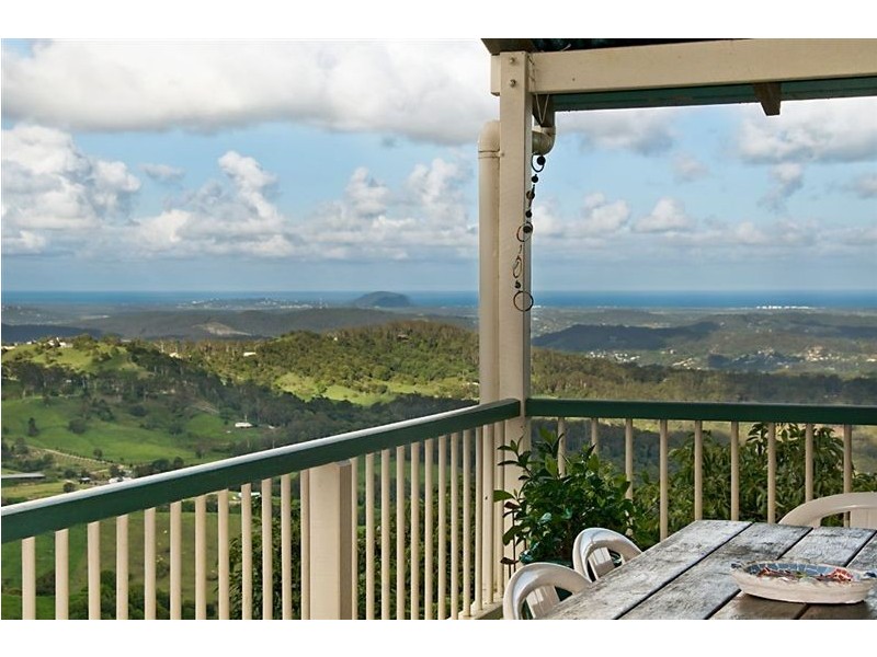 415 Flaxton Drive, Flaxton QLD 4560