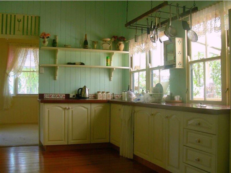 16 Shearer Street, Nambour QLD 4560