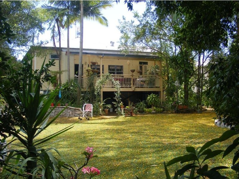 16 Shearer Street, Nambour QLD 4560