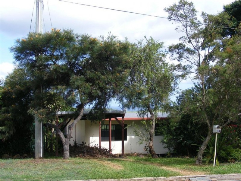 18 Maple Avenue, Mapleton QLD 4560