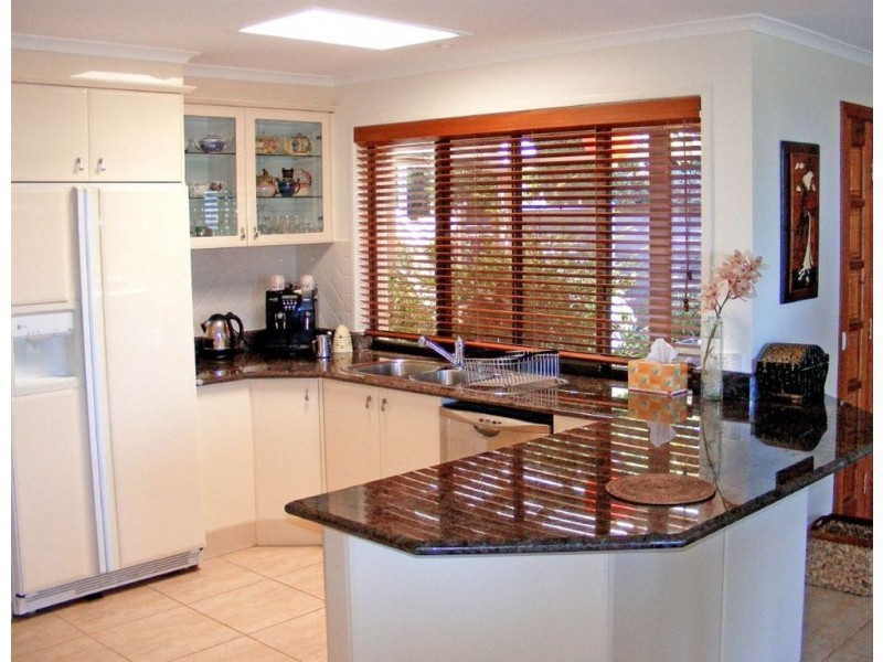 40 Rainbow Park Drive, Mapleton QLD 4560