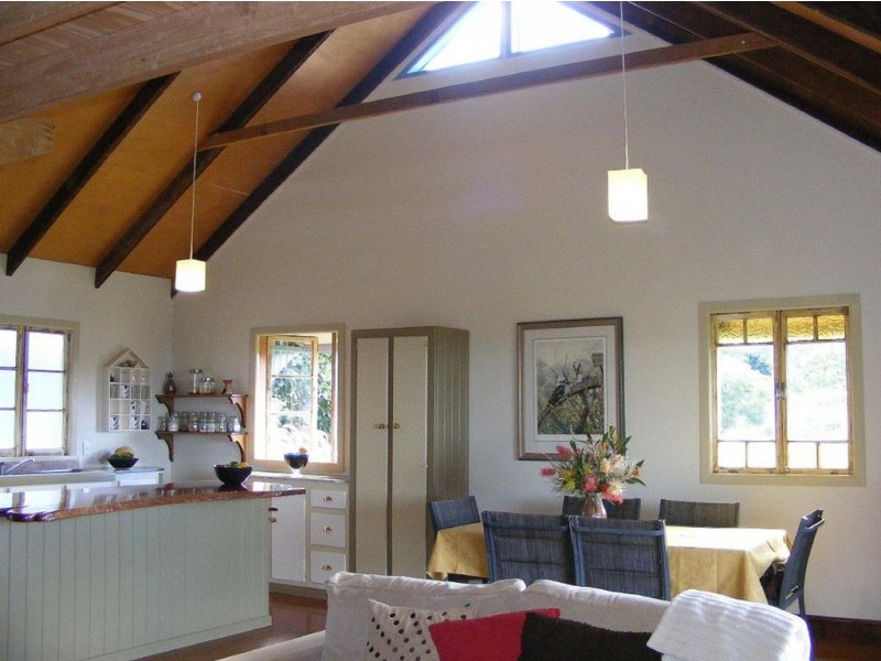 11 Mitchell Lane, Maleny QLD 4552