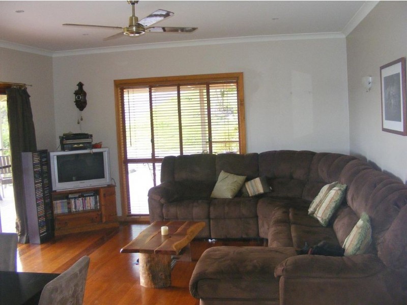 152 Shurvell Road, Hunchy QLD 4555