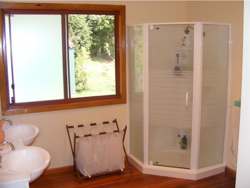 152 Shurvell Road, Hunchy QLD 4555