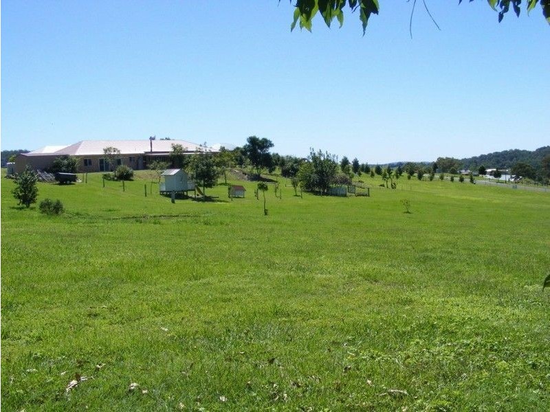 Mapleton QLD 4560