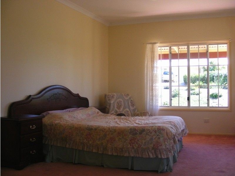Mapleton QLD 4560