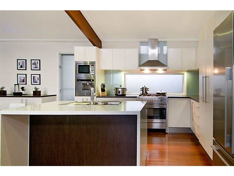 2 Curlew Court, Maleny QLD 4552