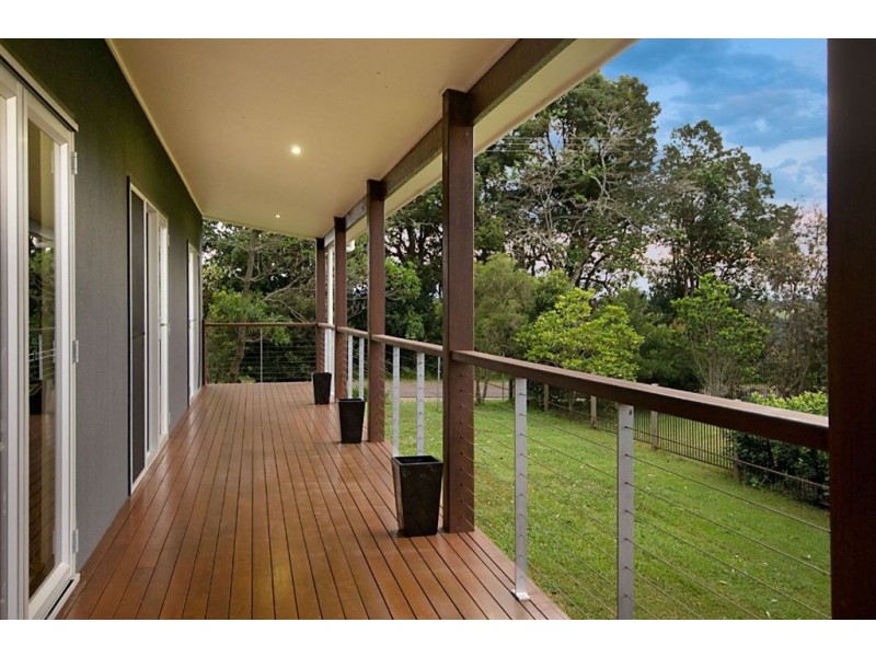2 Curlew Court, Maleny QLD 4552