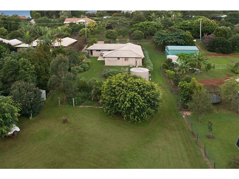 8 Rainbow Park Drive, Mapleton QLD 4560