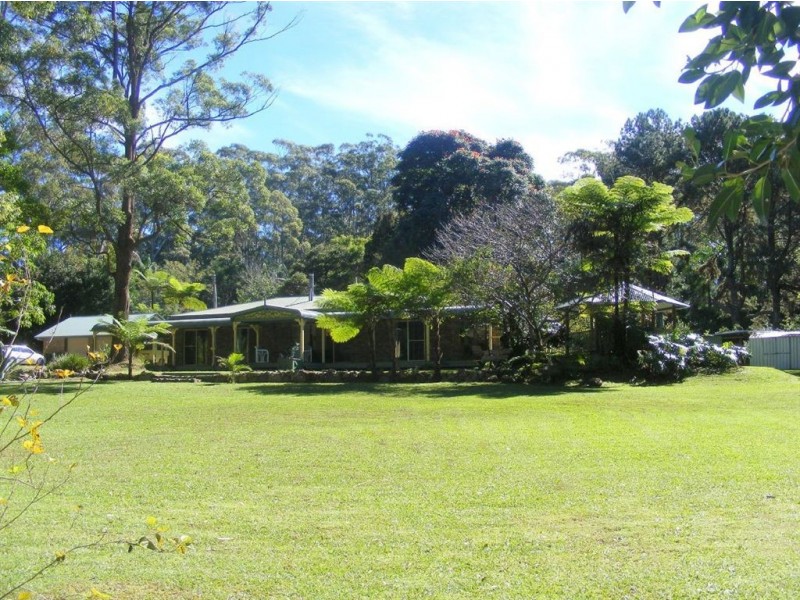 15 College Road, Mapleton QLD 4560