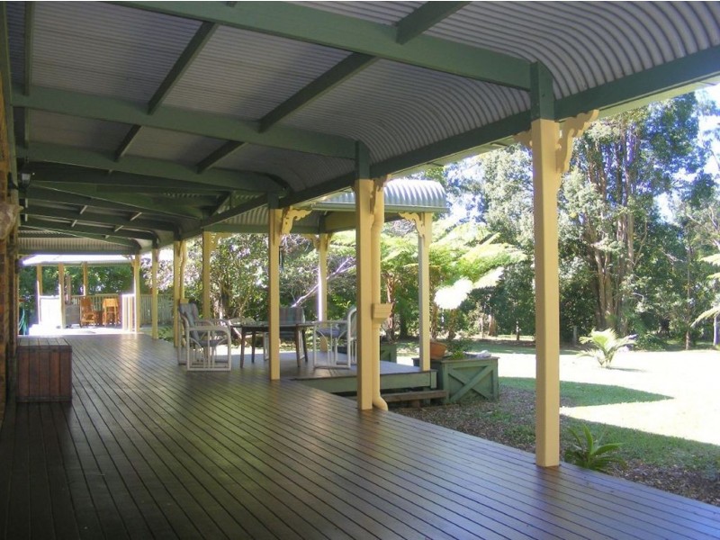 15 College Road, Mapleton QLD 4560