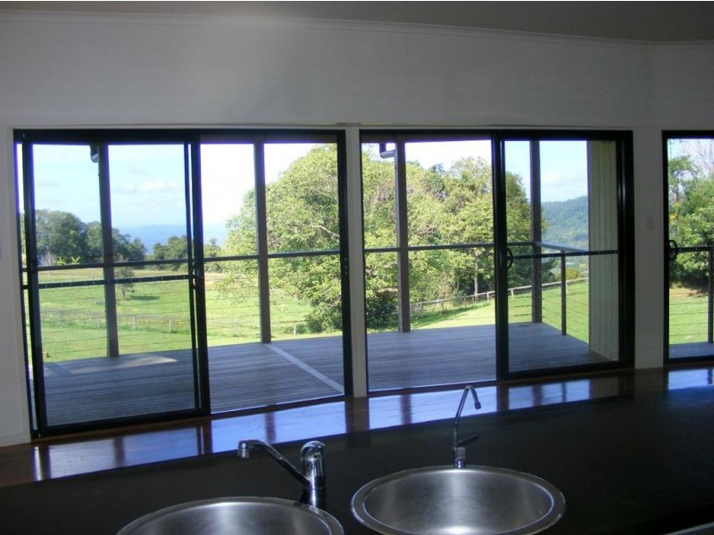 461 Flaxton Drive, Flaxton QLD 4560