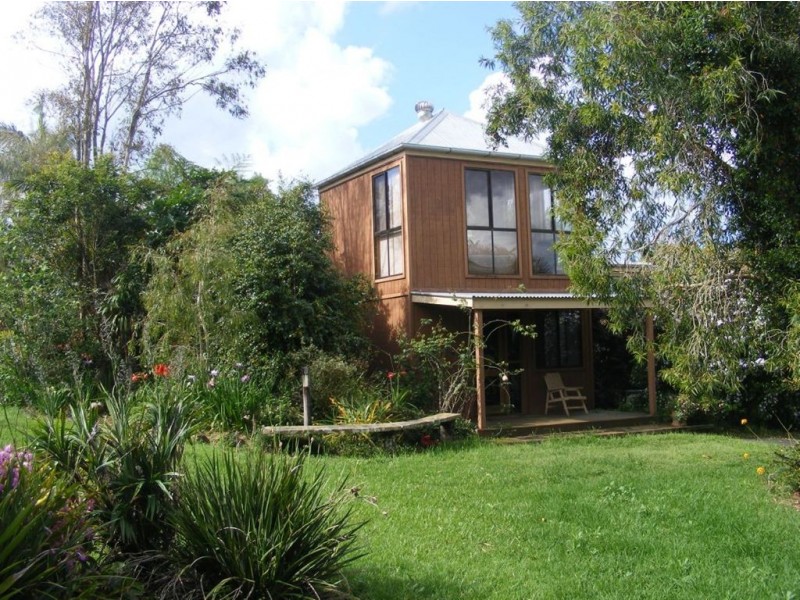 537 Mountain View Road, Maleny QLD 4552