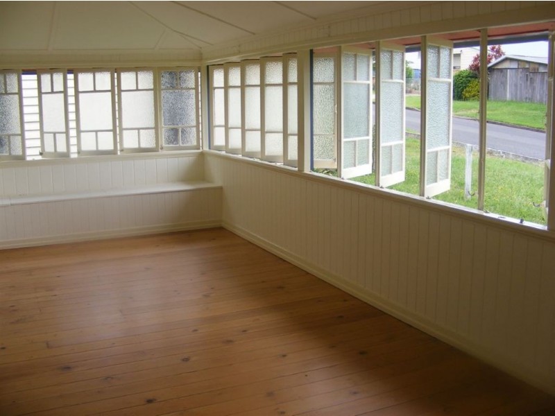 3 Cherry Street, Maleny QLD 4552