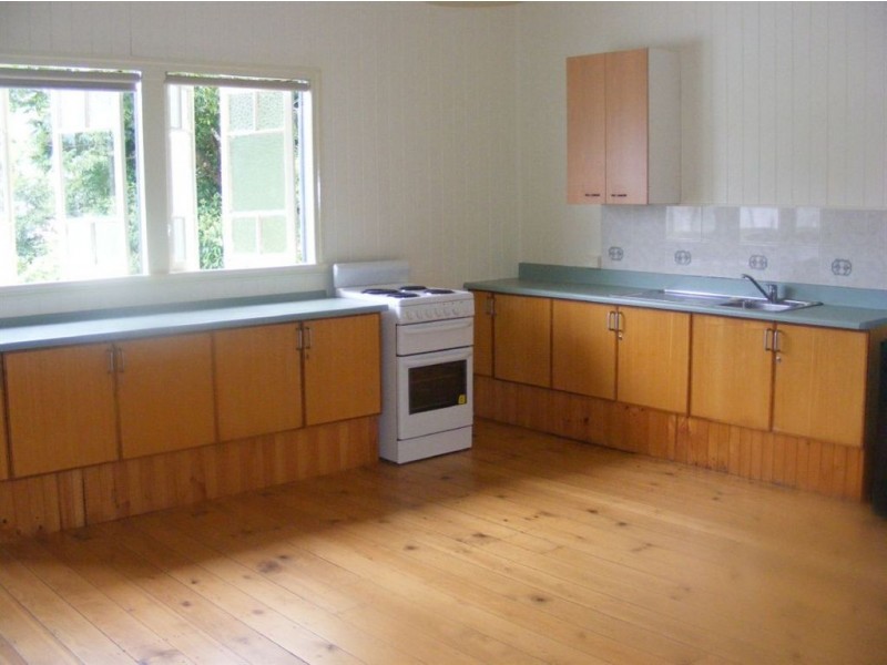 3 Cherry Street, Maleny QLD 4552