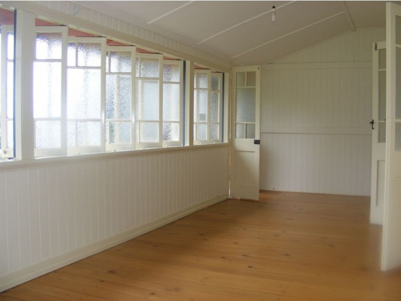 3 Cherry Street, Maleny QLD 4552