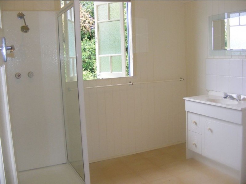 3 Cherry Street, Maleny QLD 4552