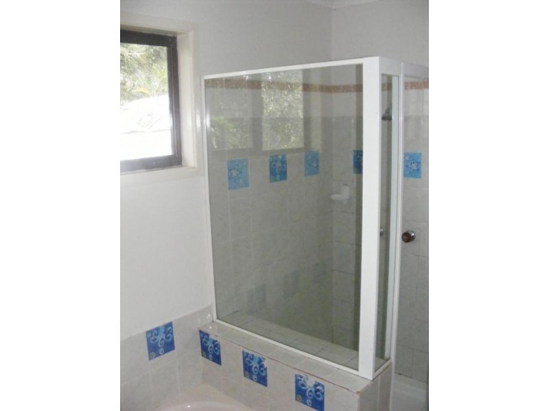 4 Sinclairs Lane, Maleny QLD 4552