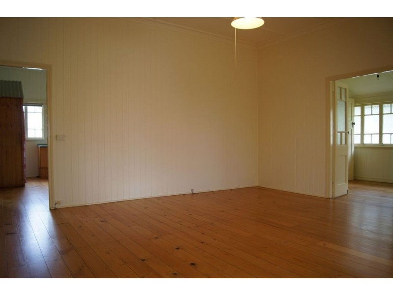 3 Cherry Street, Maleny QLD 4552