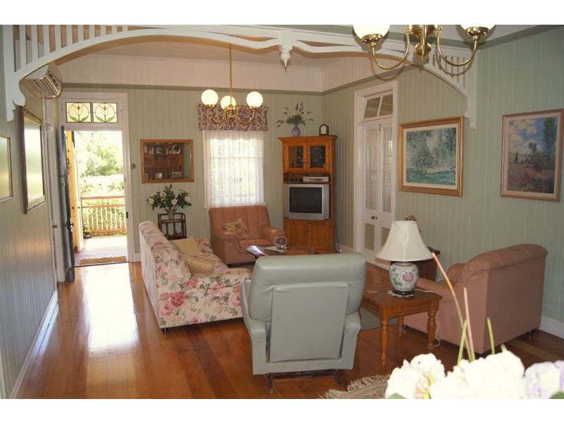 40 Main Street, Montville QLD 4560