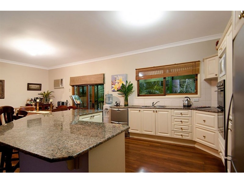 Mapleton QLD 4560