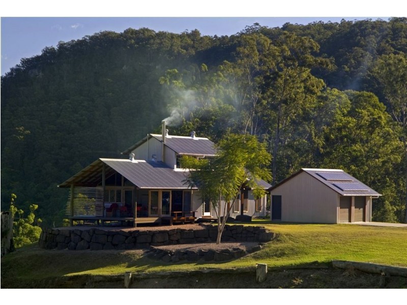 Mapleton QLD 4560