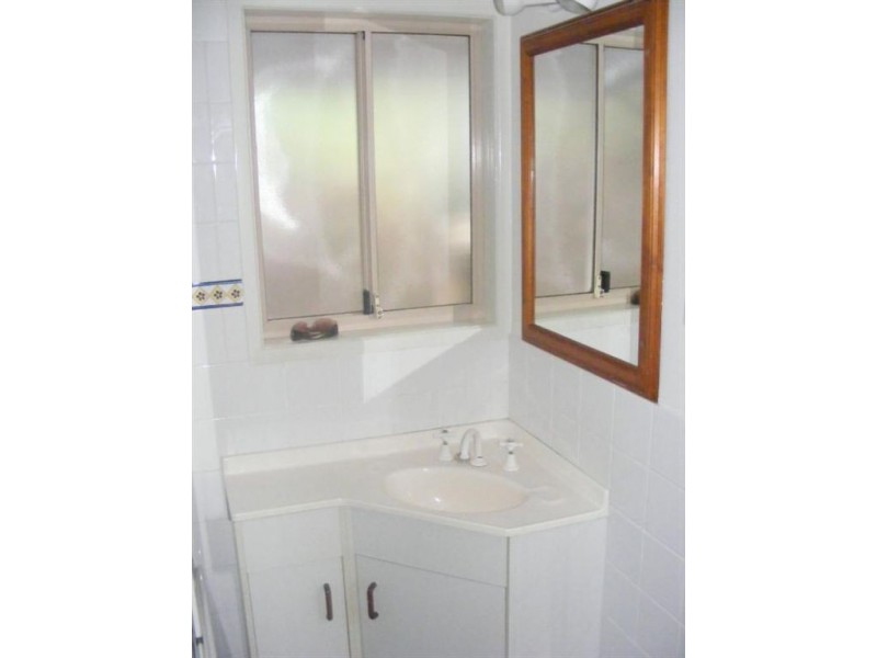 6 Maple Avenue, Mapleton QLD 4560