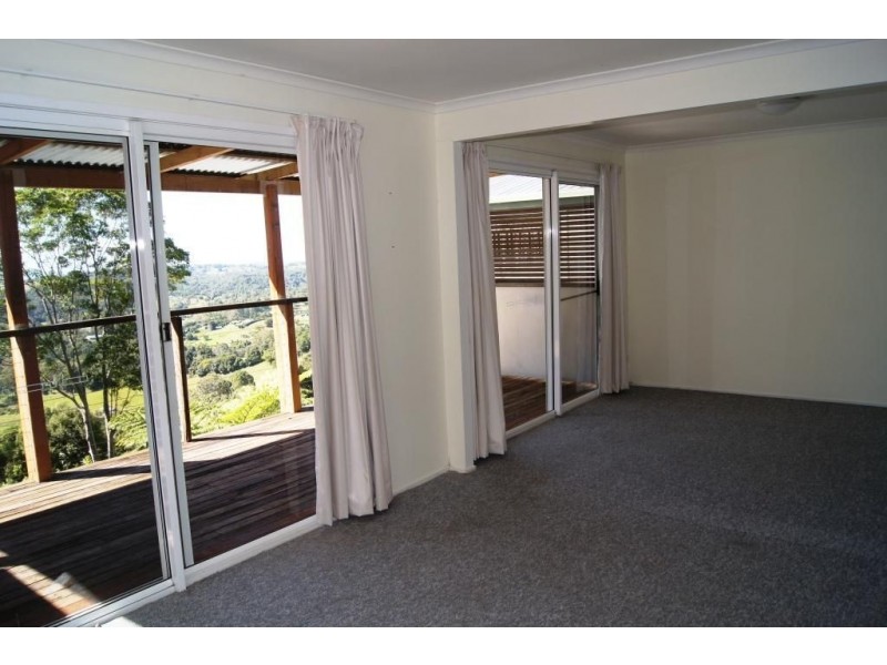 14 Lantana Lane, Mapleton QLD 4560