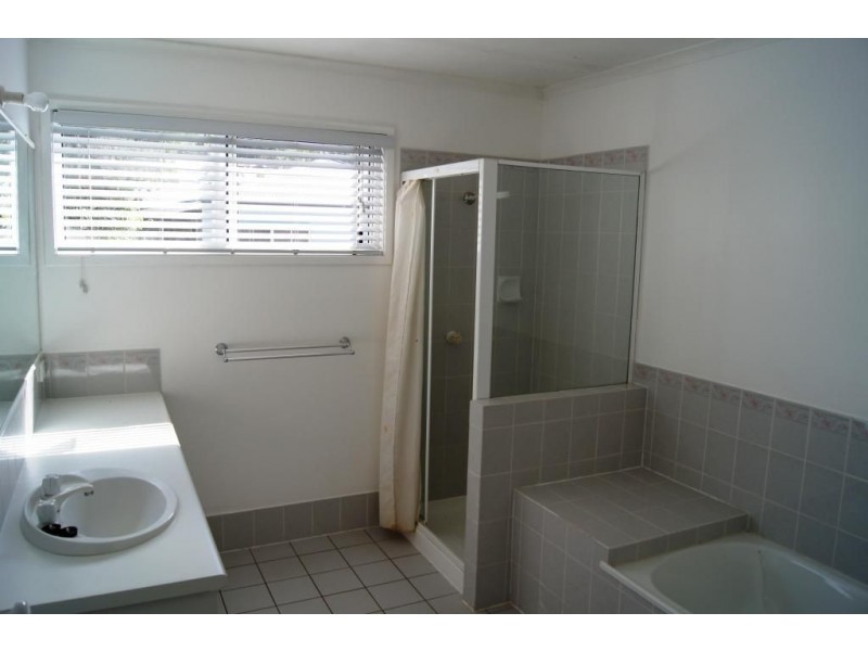 14 Lantana Lane, Mapleton QLD 4560