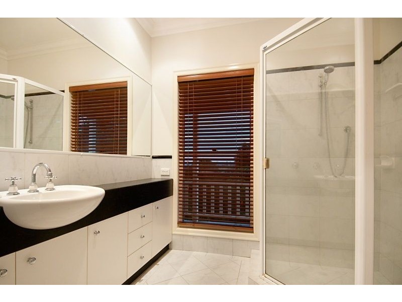 38 Thrushs Road, Dulong QLD 4560