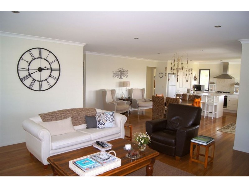 62 Avocado Lane, Maleny QLD 4552